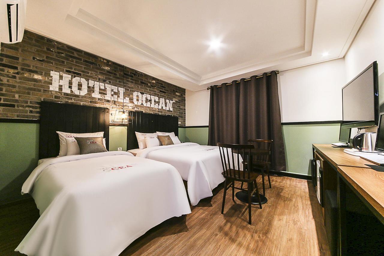 Cheongju Ocean Hotel Bagian luar foto